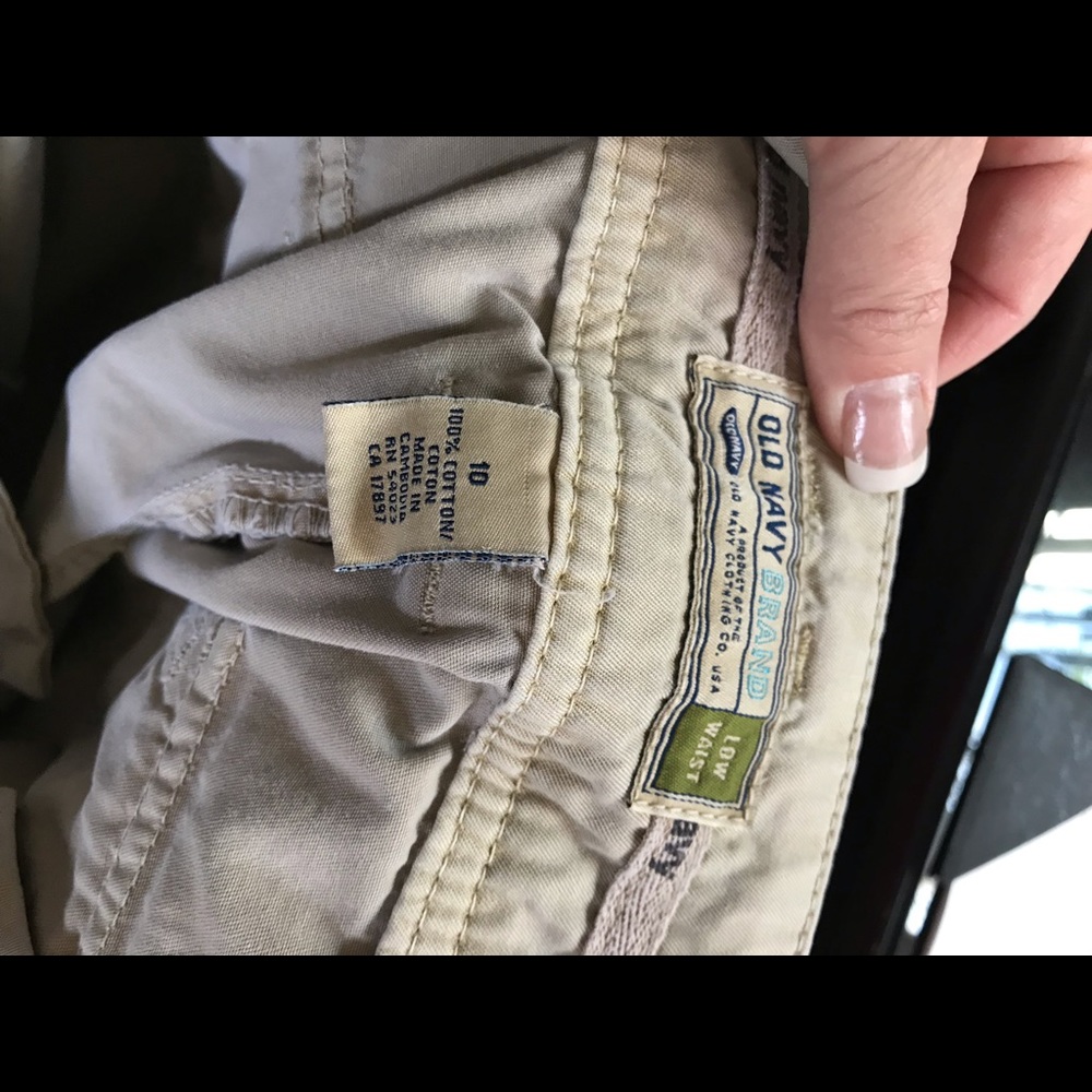 ✅ Cutest capris - Picture 3 of 3